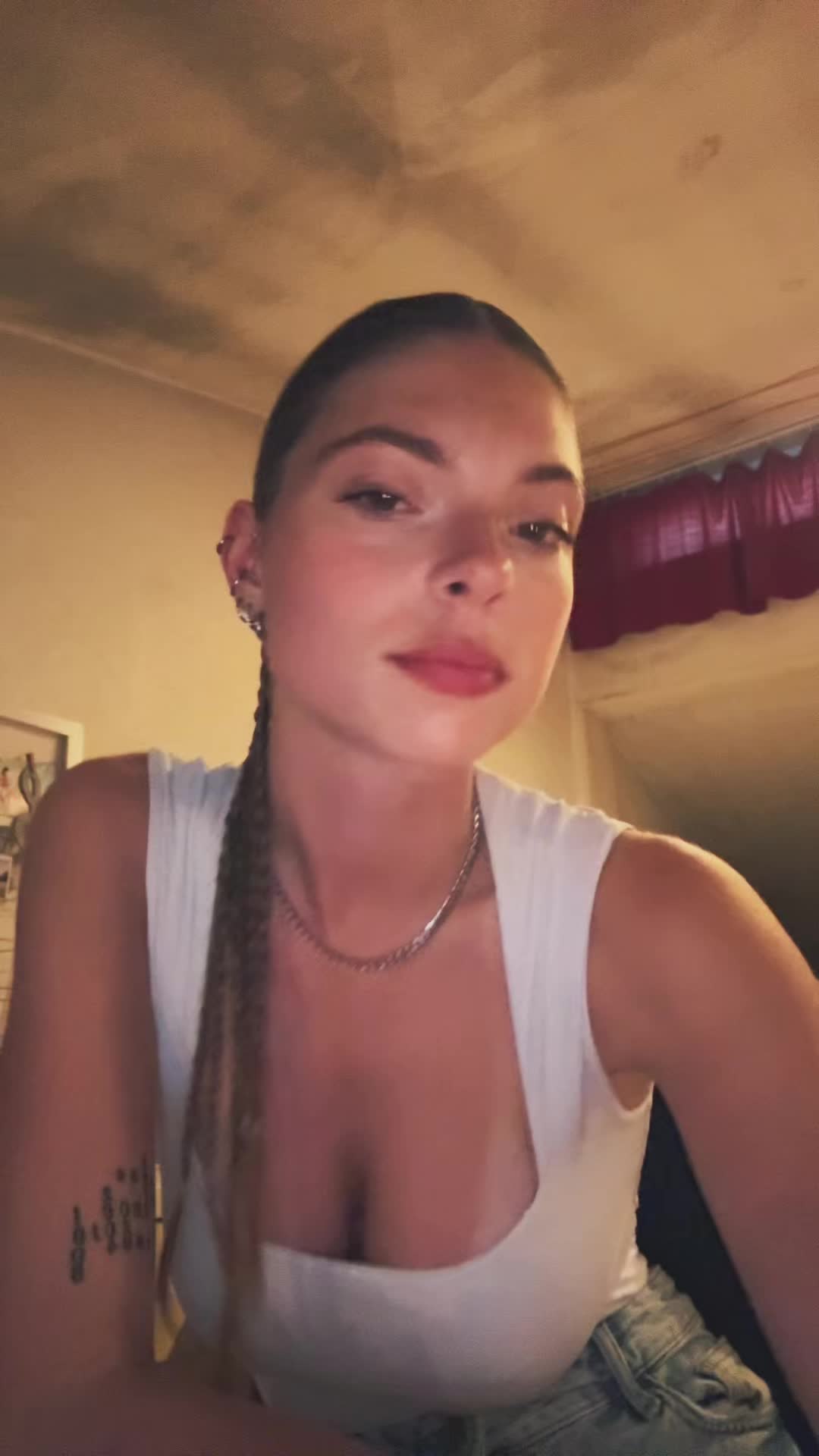 @_._maggieee___