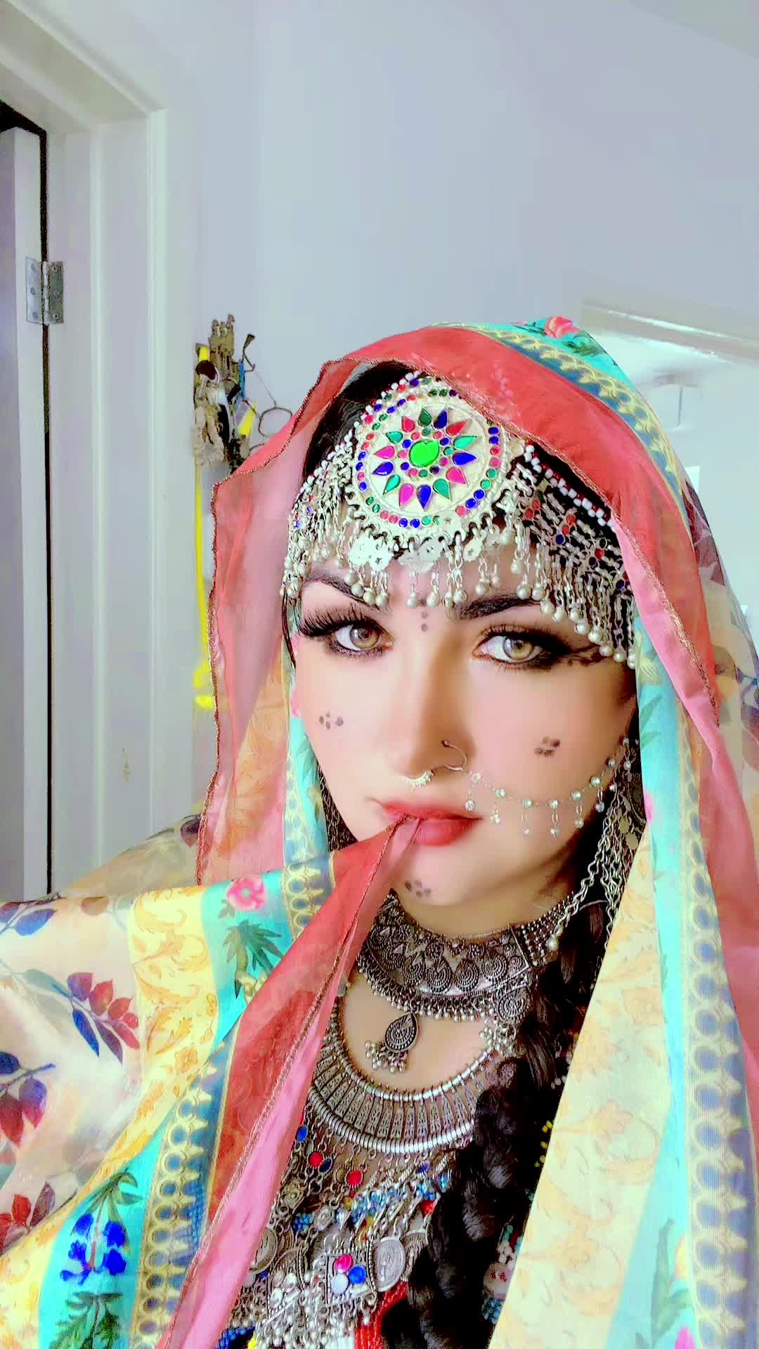 @aliza.malak100 🇬🇧 🇦🇫