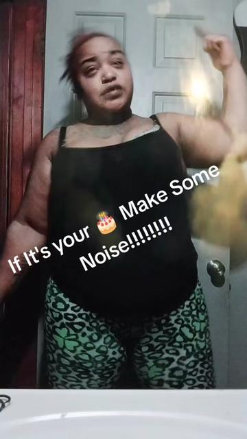 @👑 Queenstrawberry27