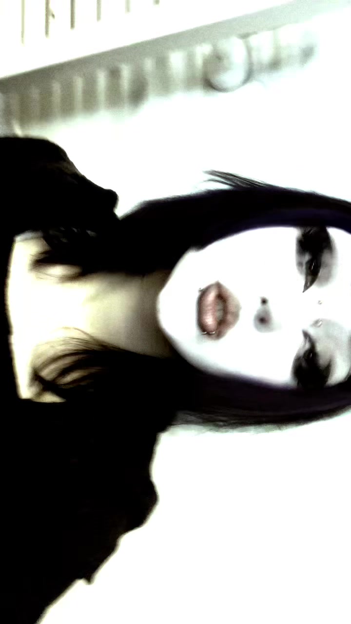 @⦻🦇KYO🕷️⦻