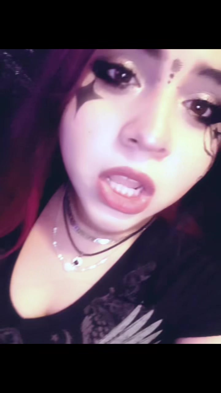 @𖣂︎