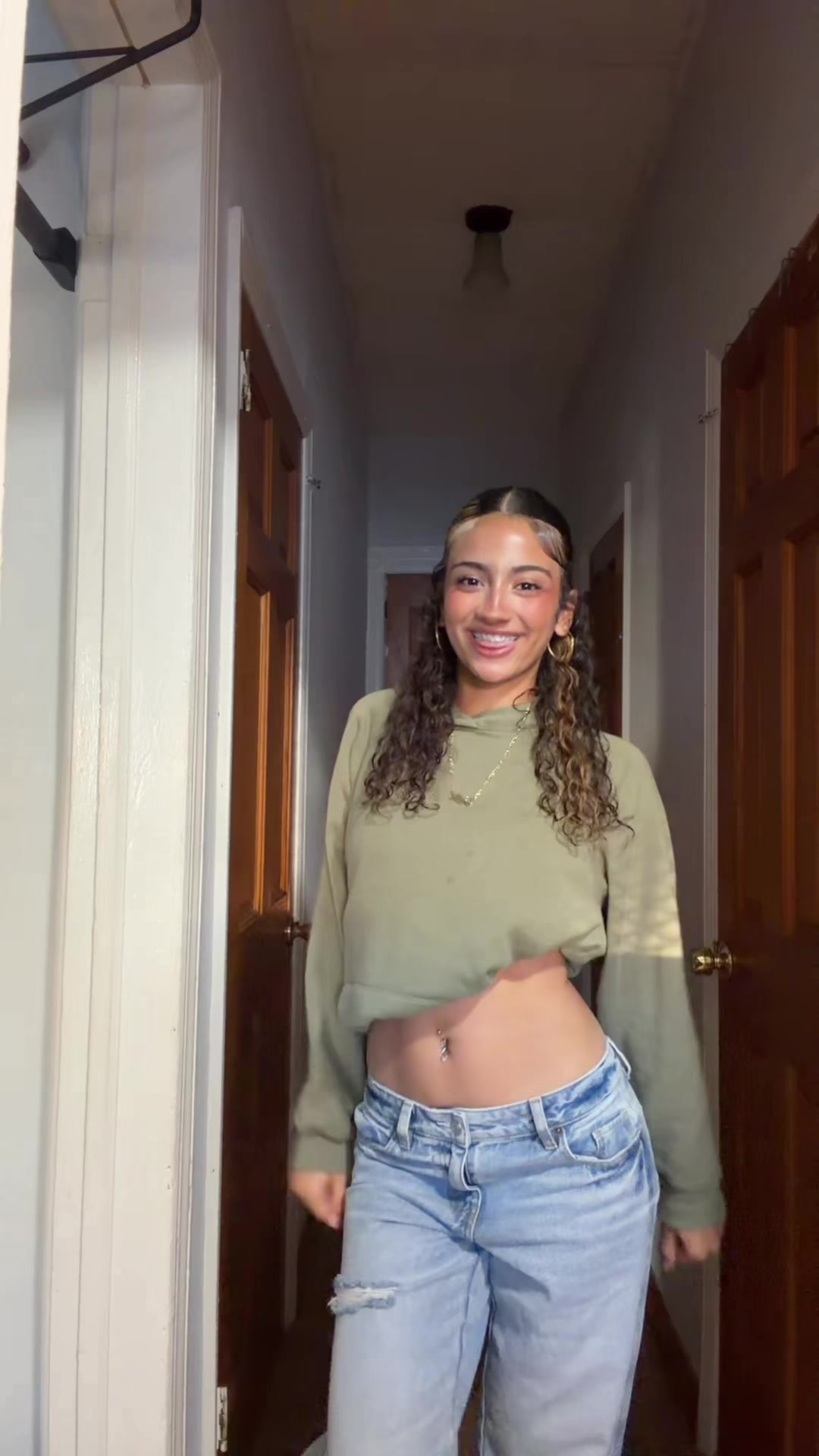 @bellabae