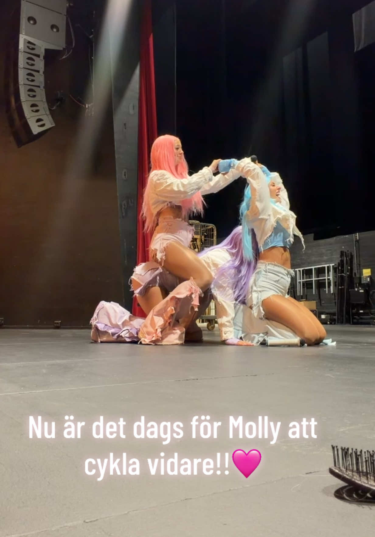 @Dolly Style🇸🇪