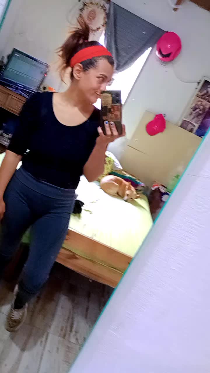 @lola_bonny