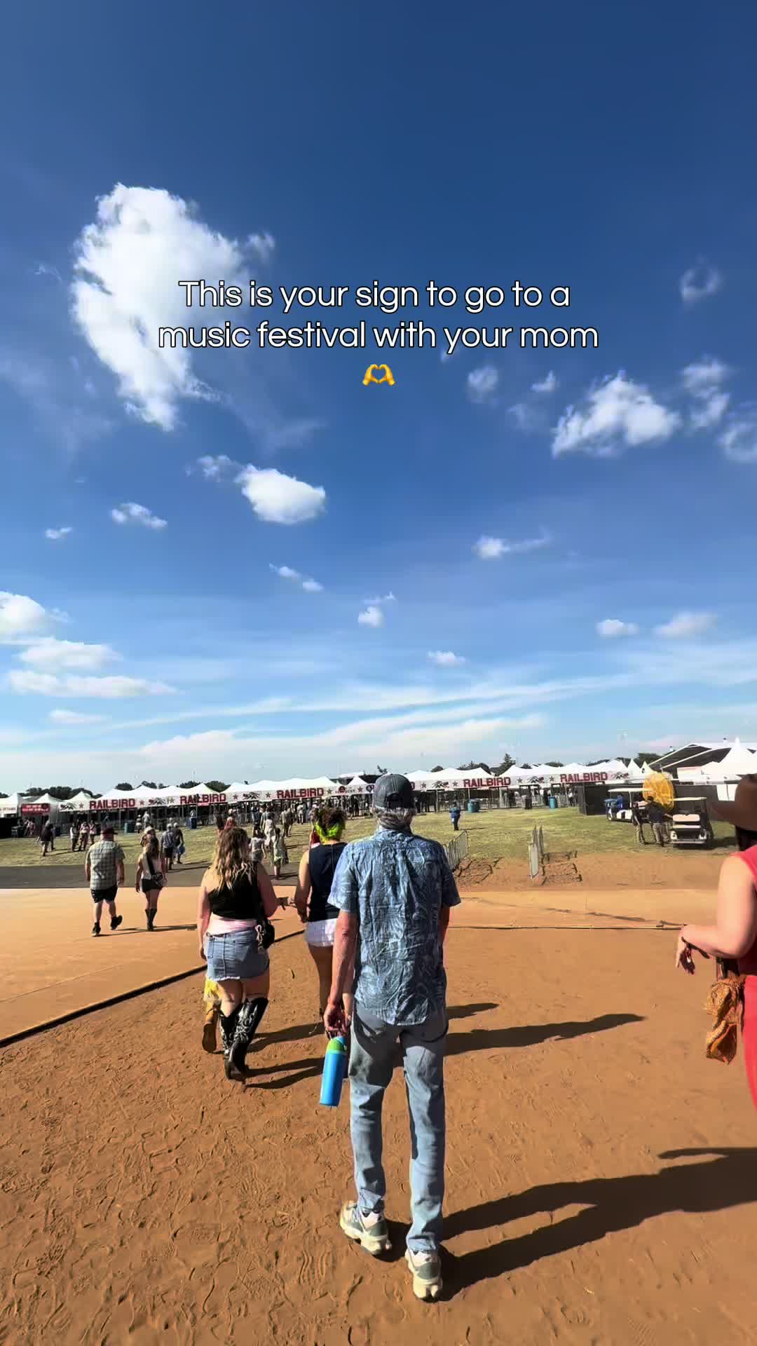 @Mia