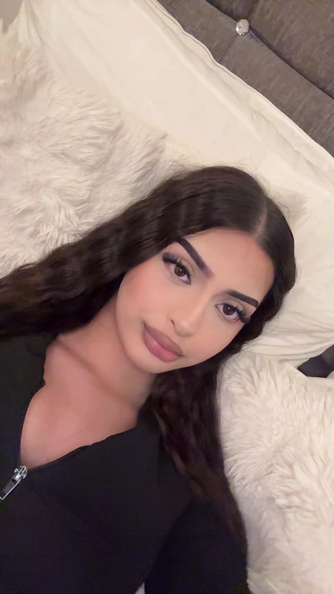 @shr&iacute;