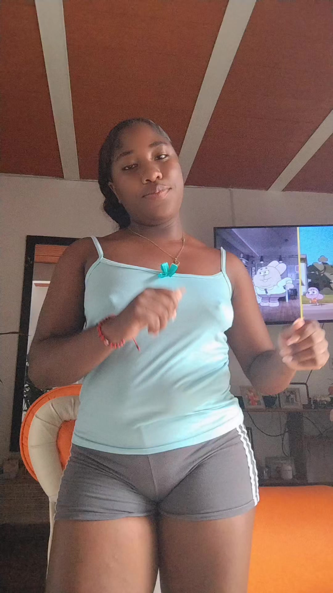 @Isa🥰❤️