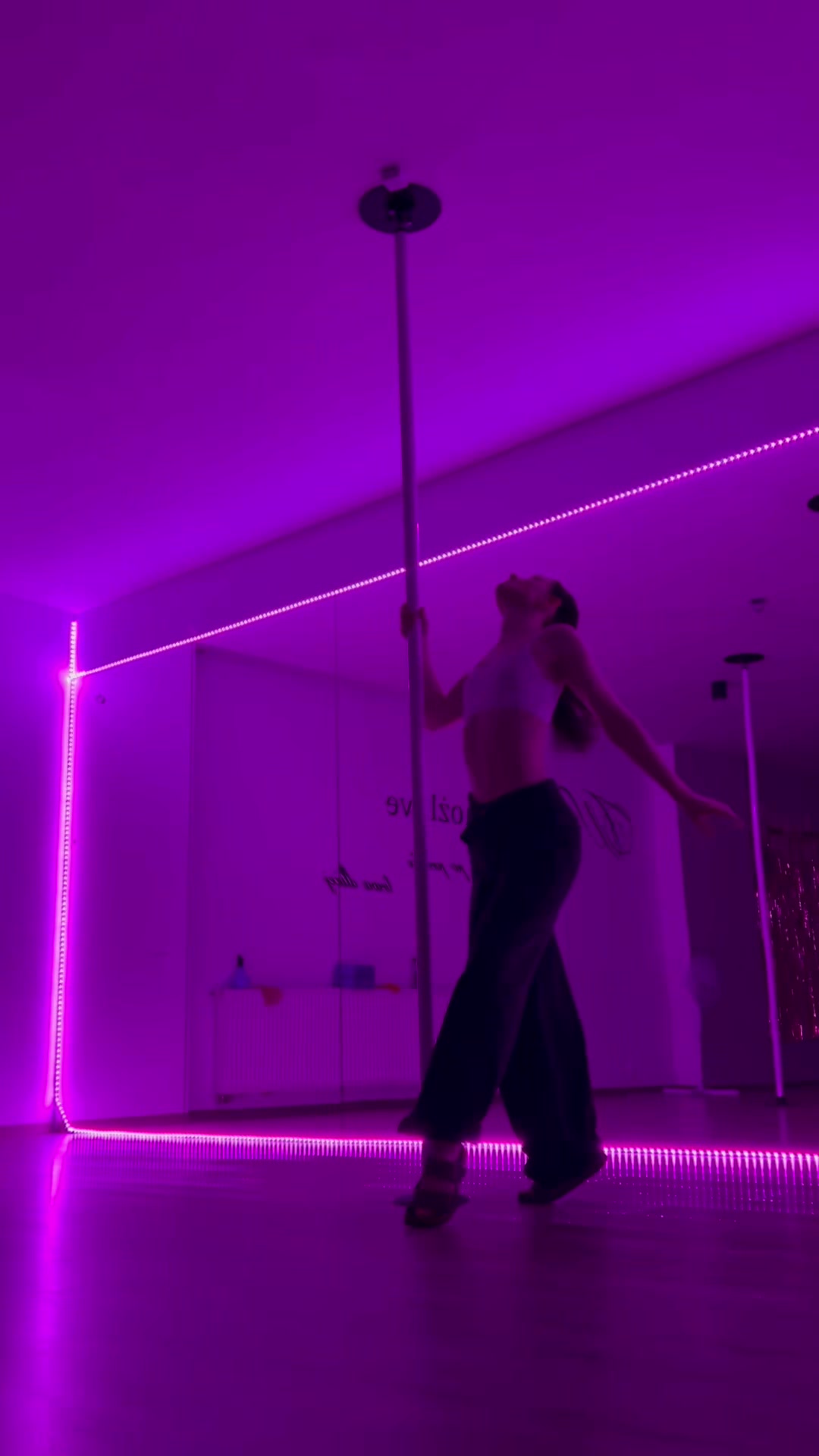 @_gabg_