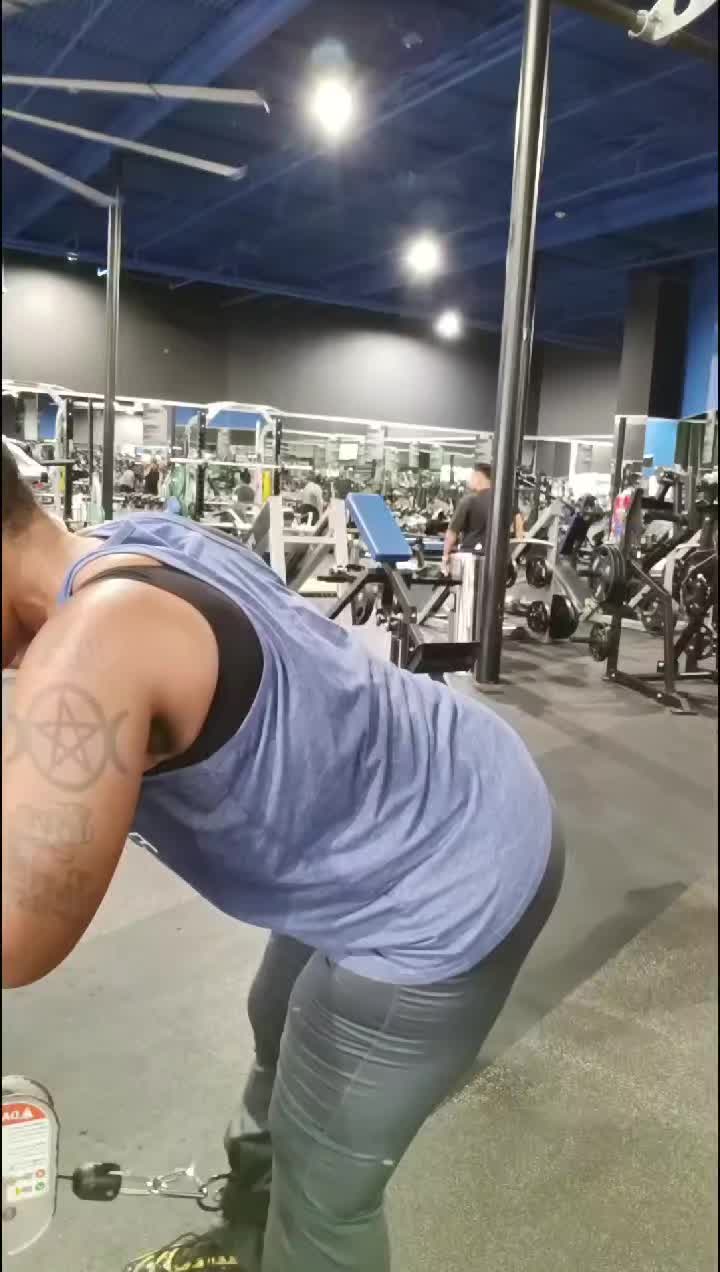 @locaknoni