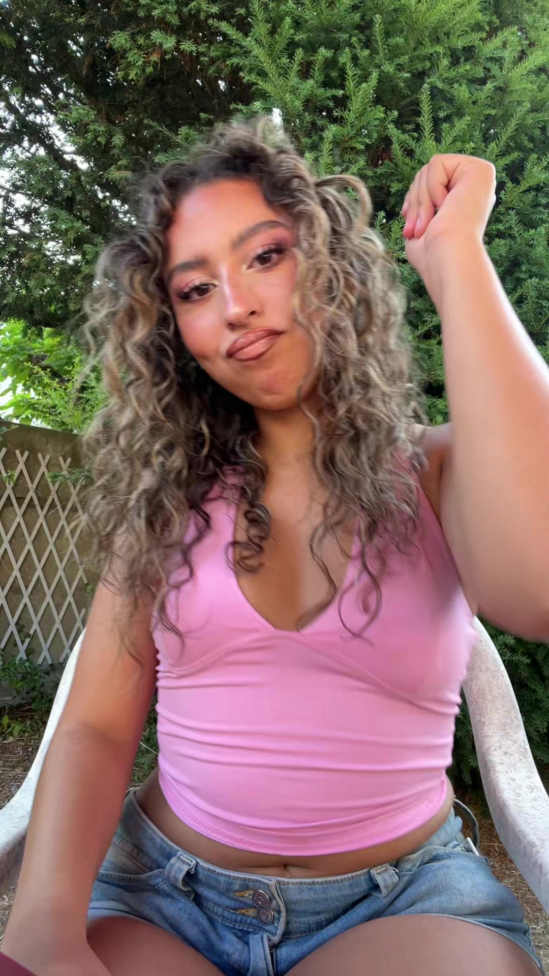 @Khiara