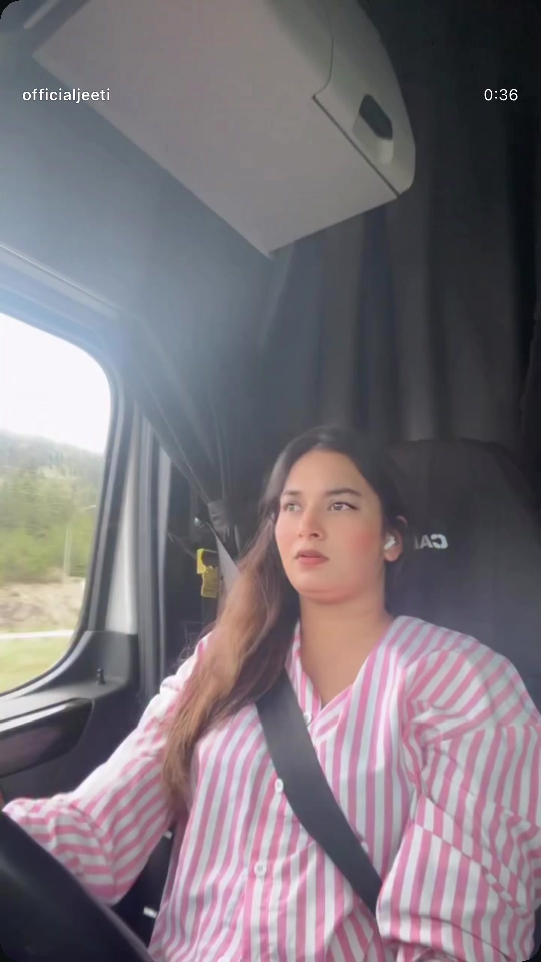 @Officialjeeti