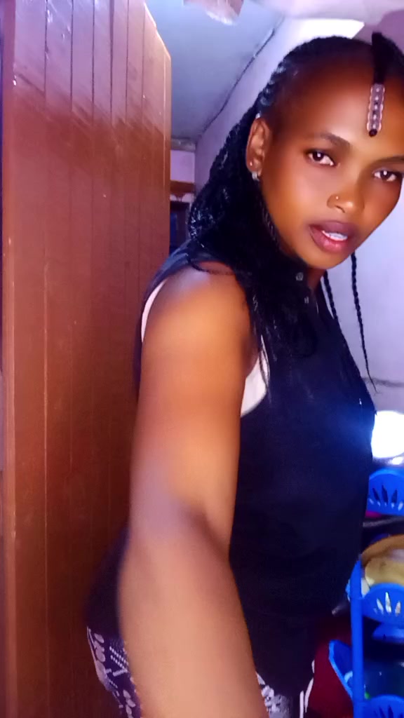 @Meru daughter 🥰🥰🥰