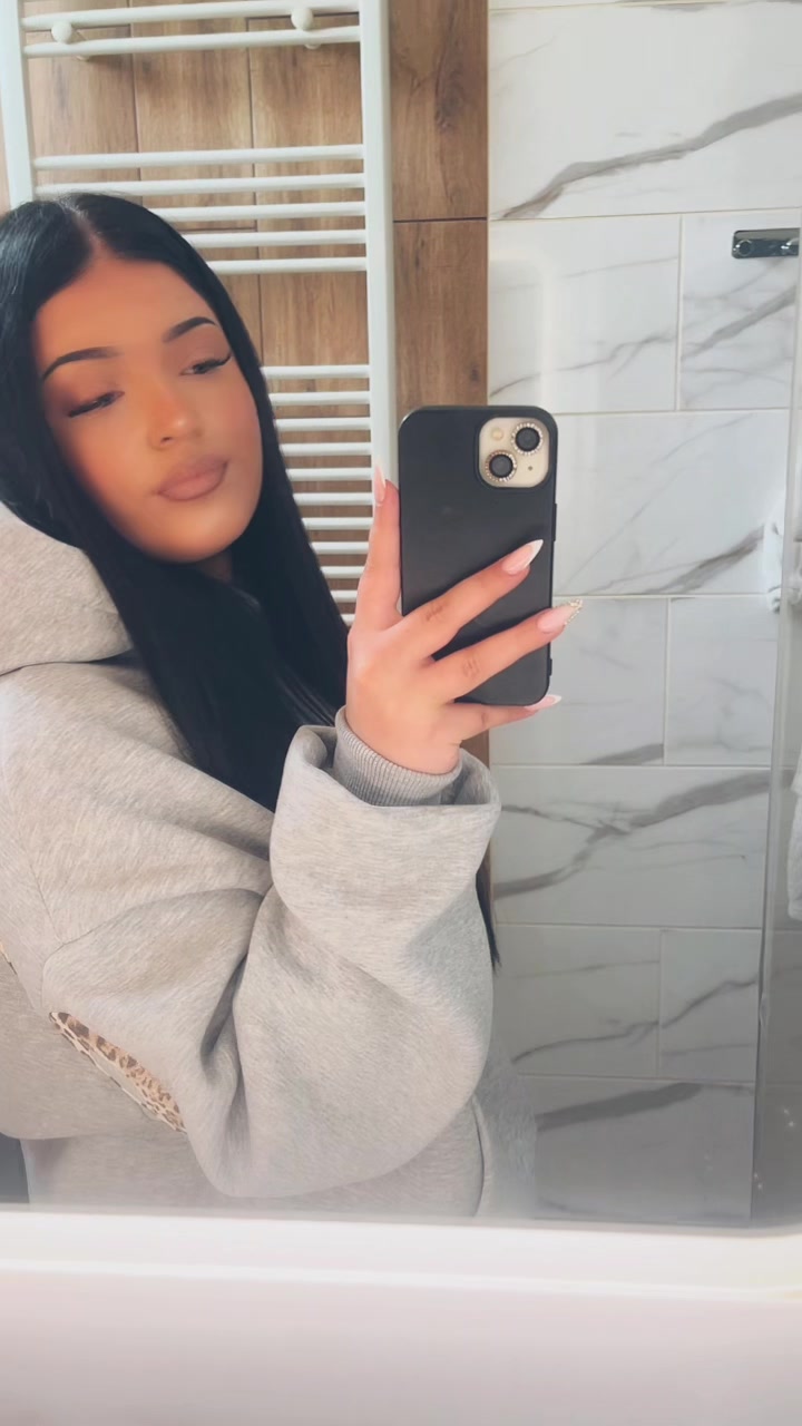 @🤍