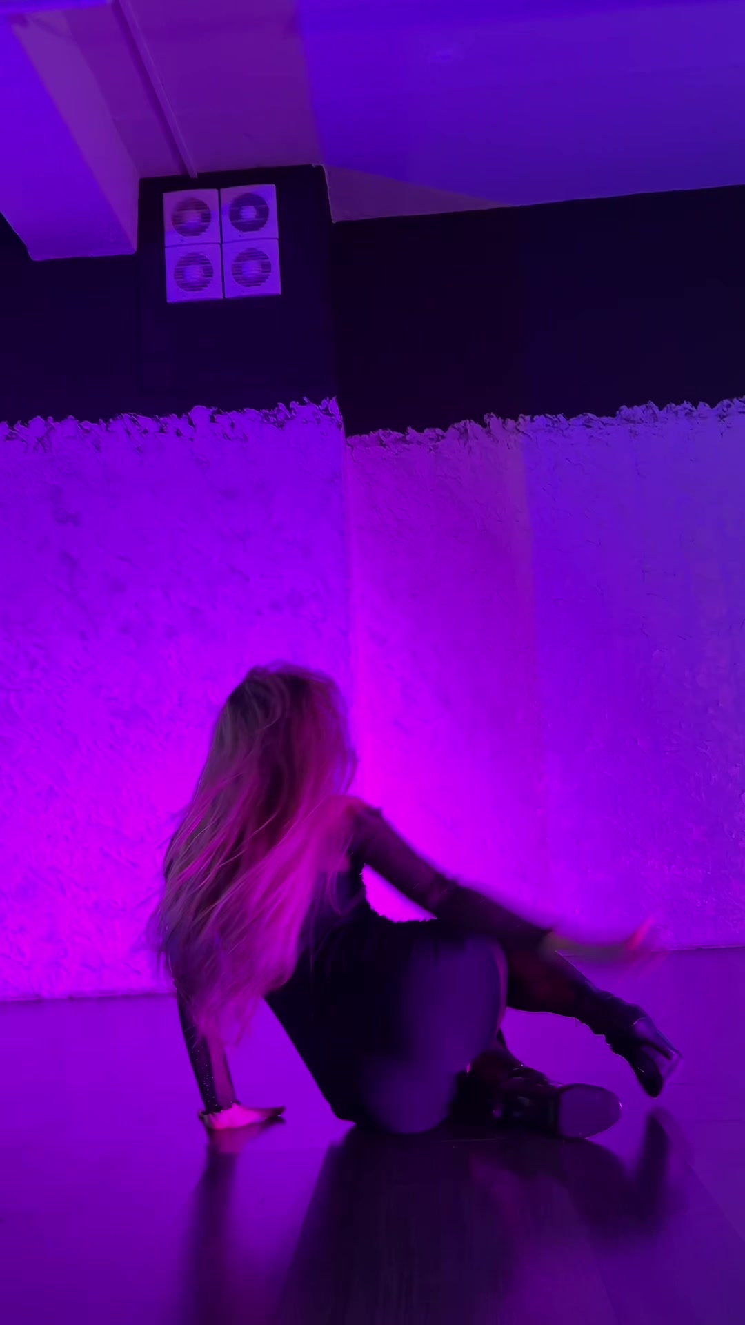 @Поля