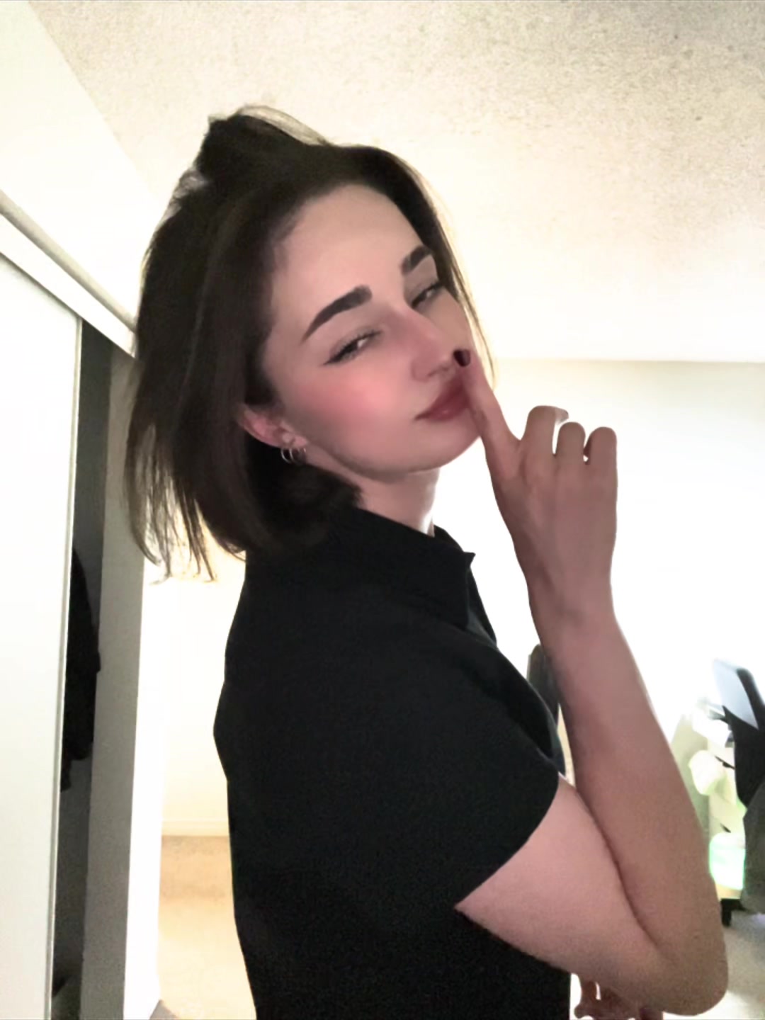 @vv