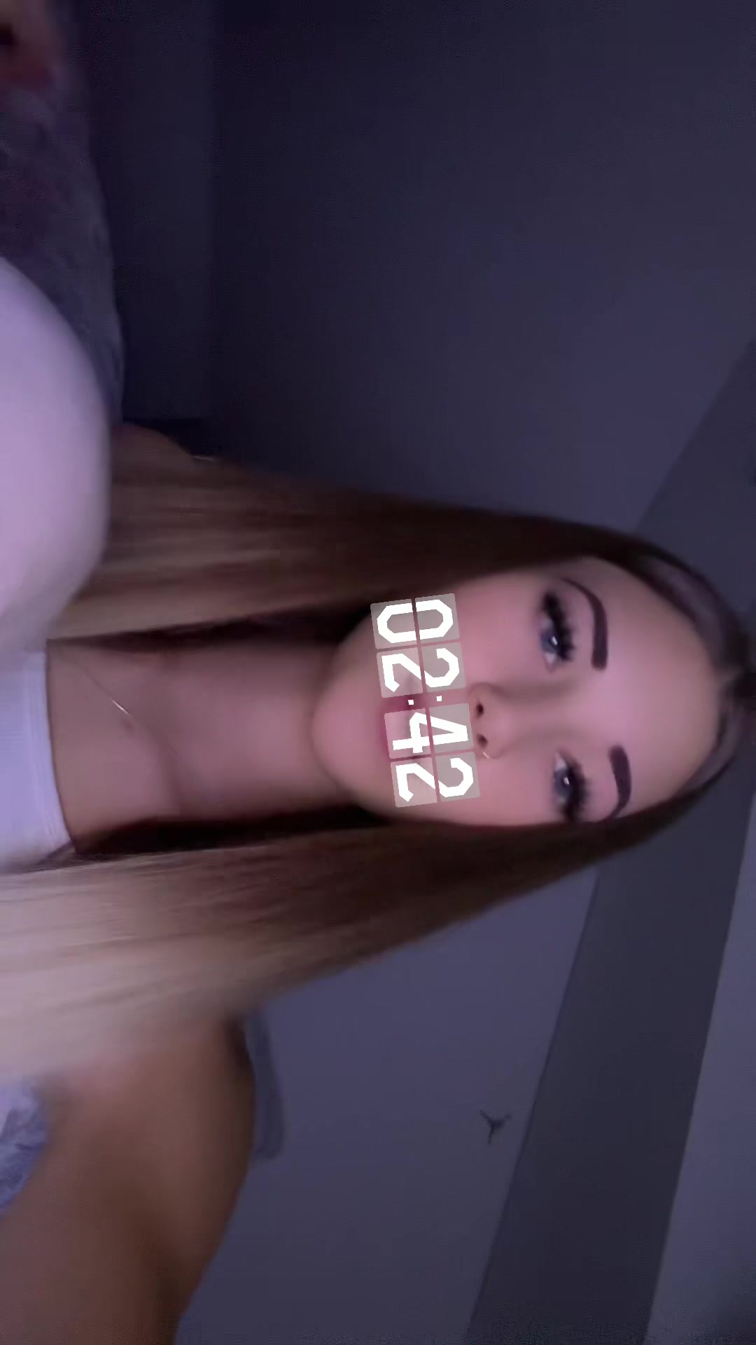 @👸🏼