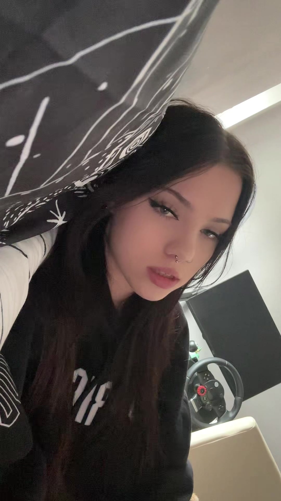 @_ronira