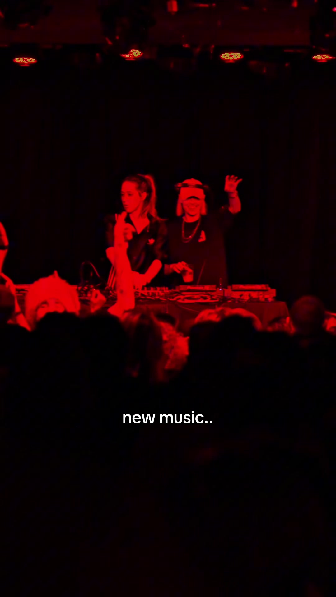 @eliandfur