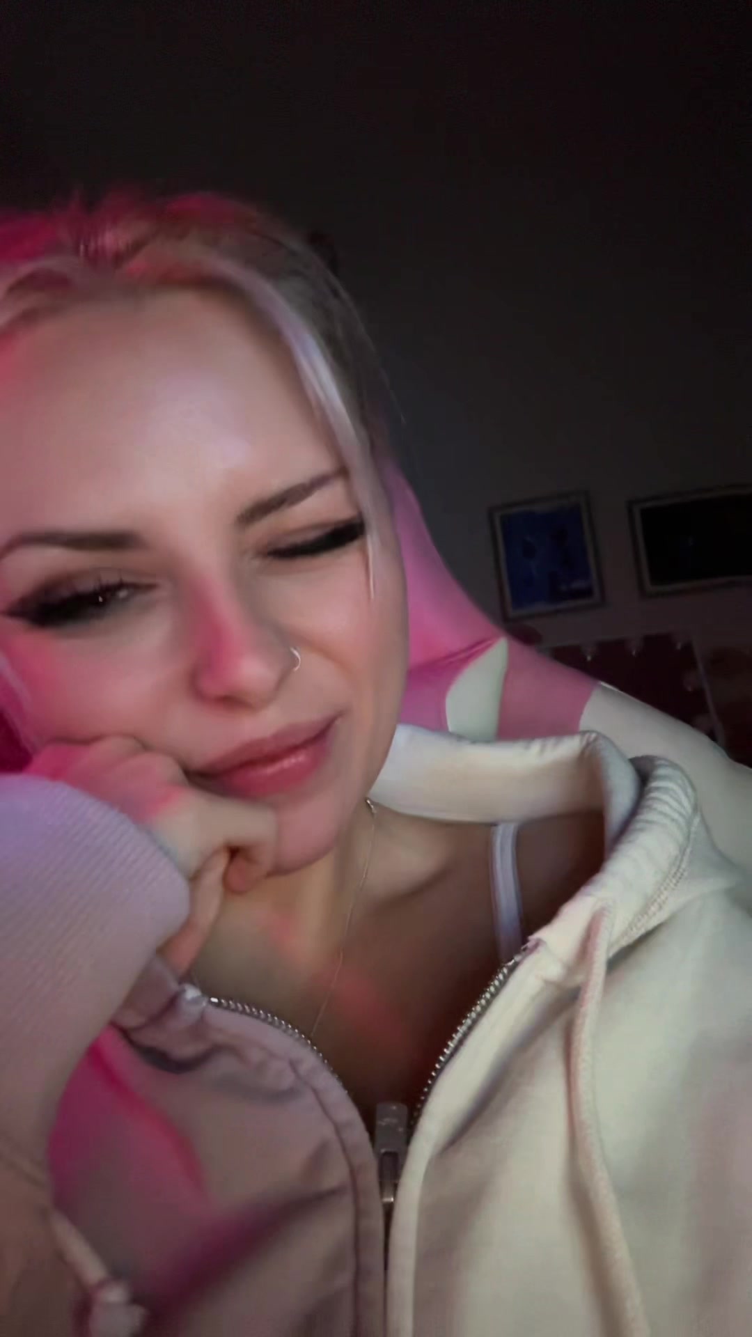 @megsyyxo