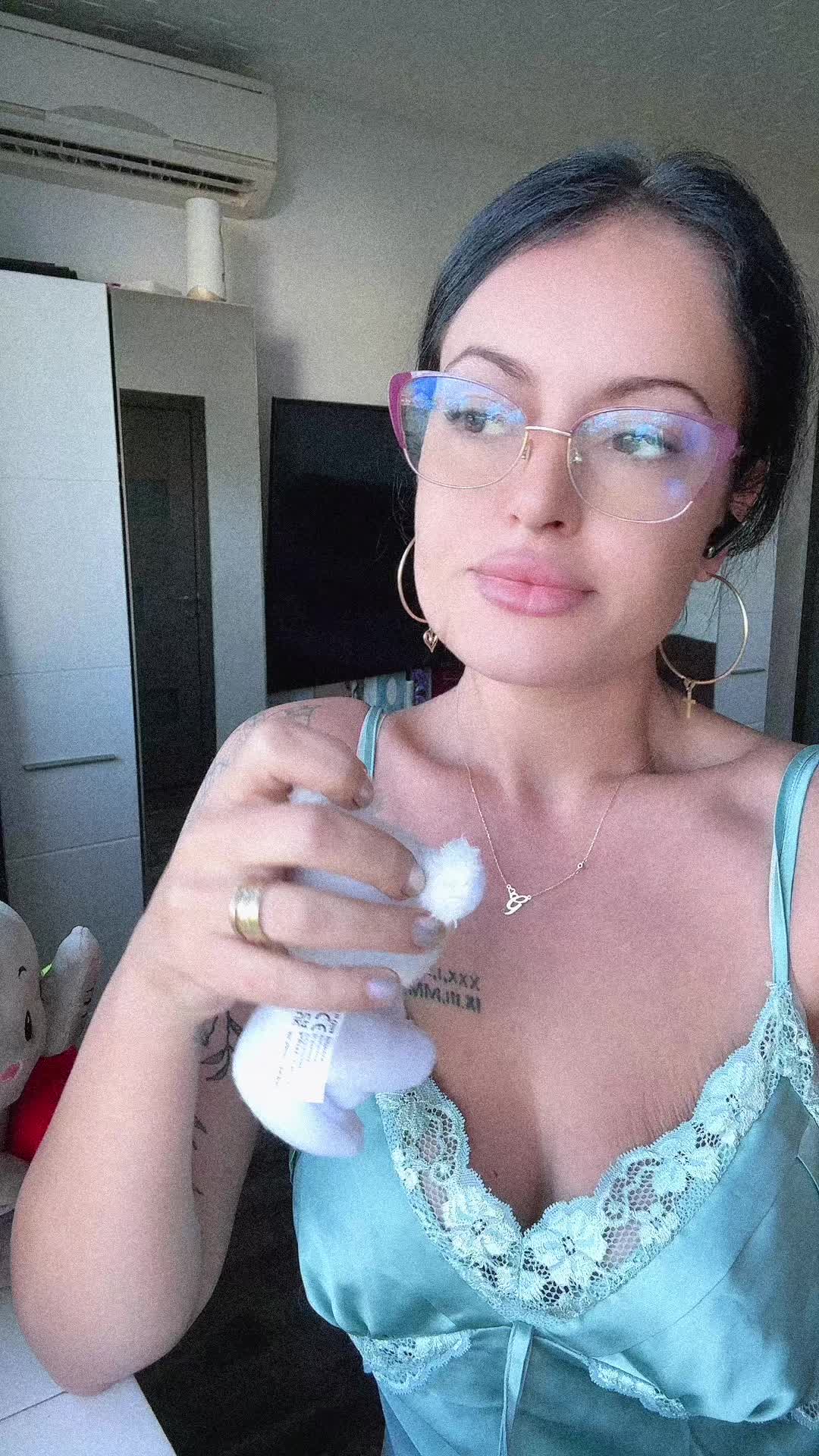 @Georgiana Gabriela