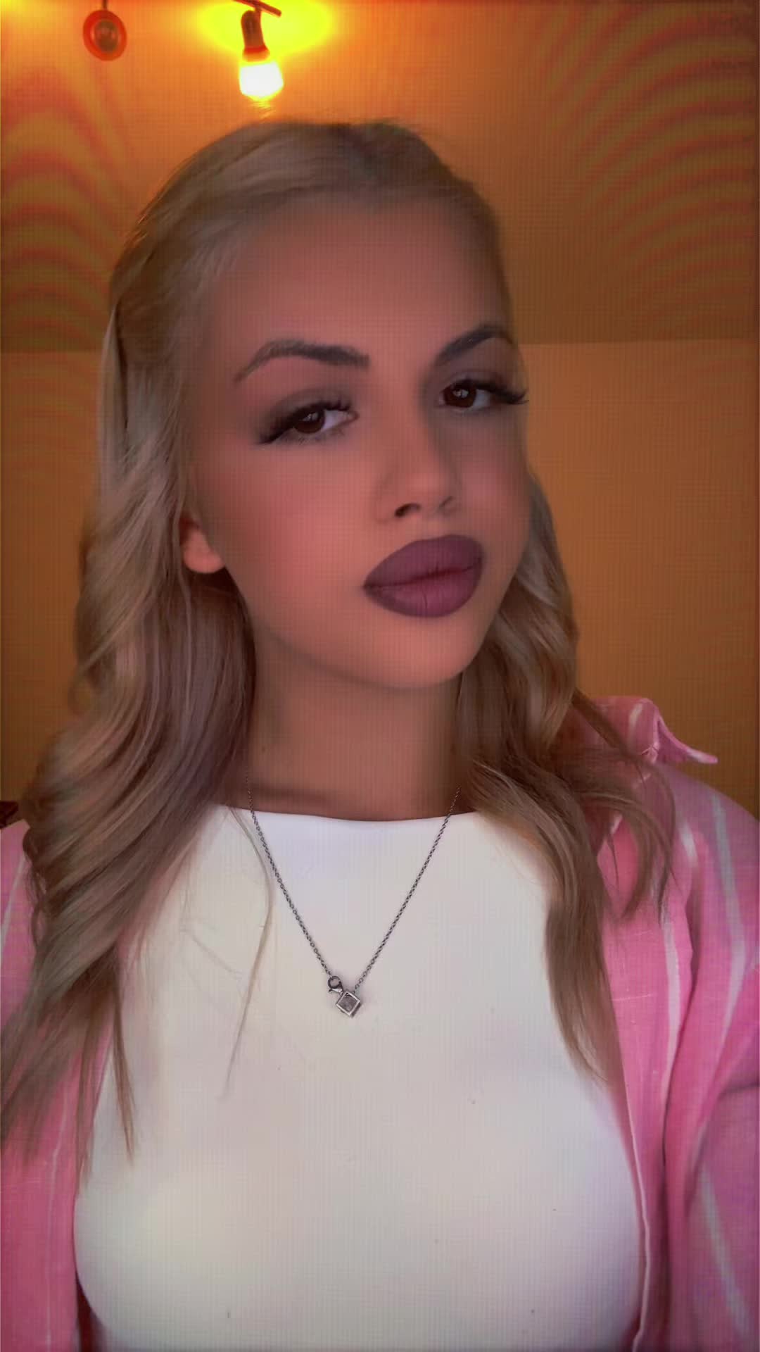 @Iulia🎀