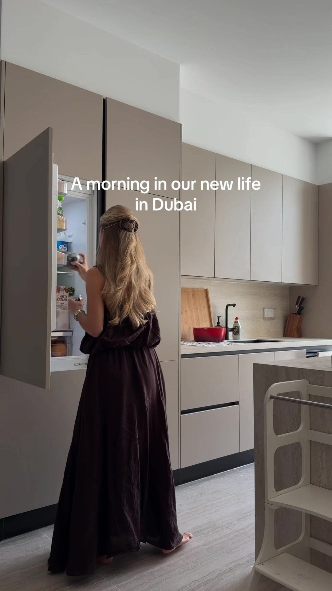 @Nea | Mom in Dubai