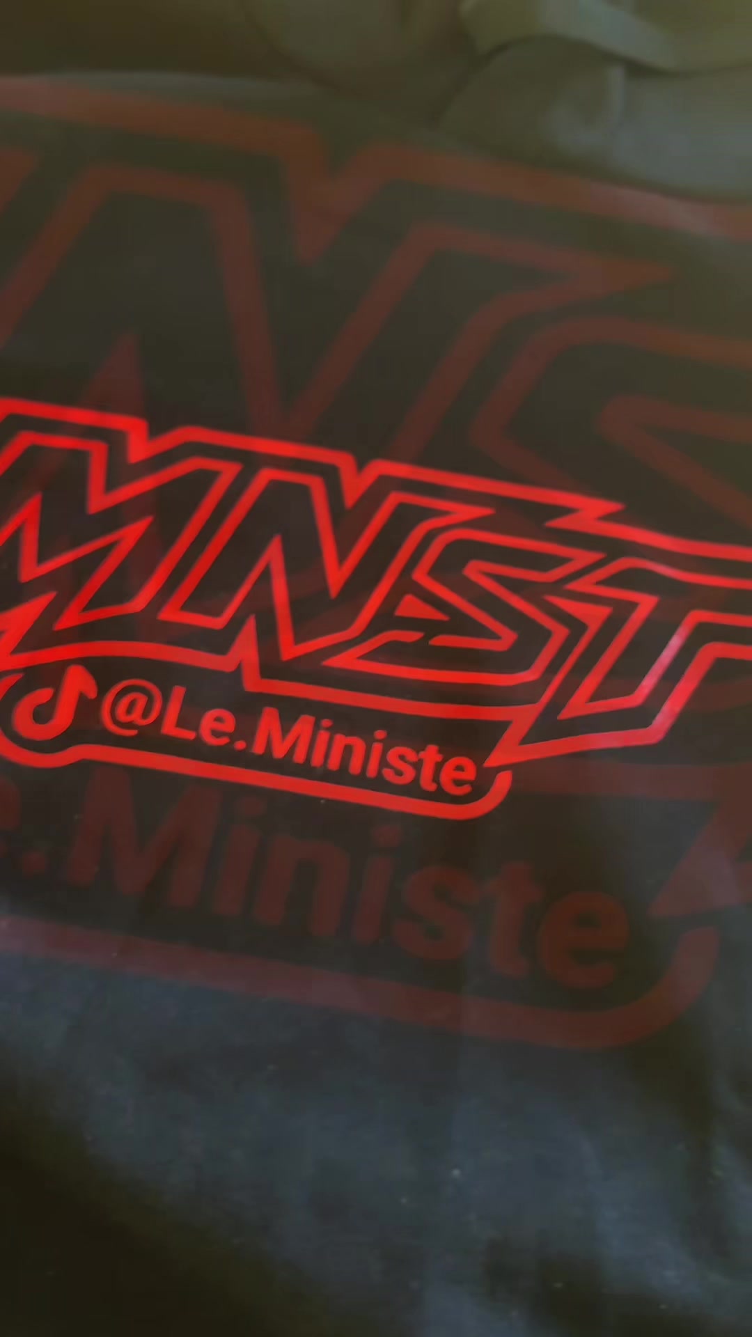 @MNST