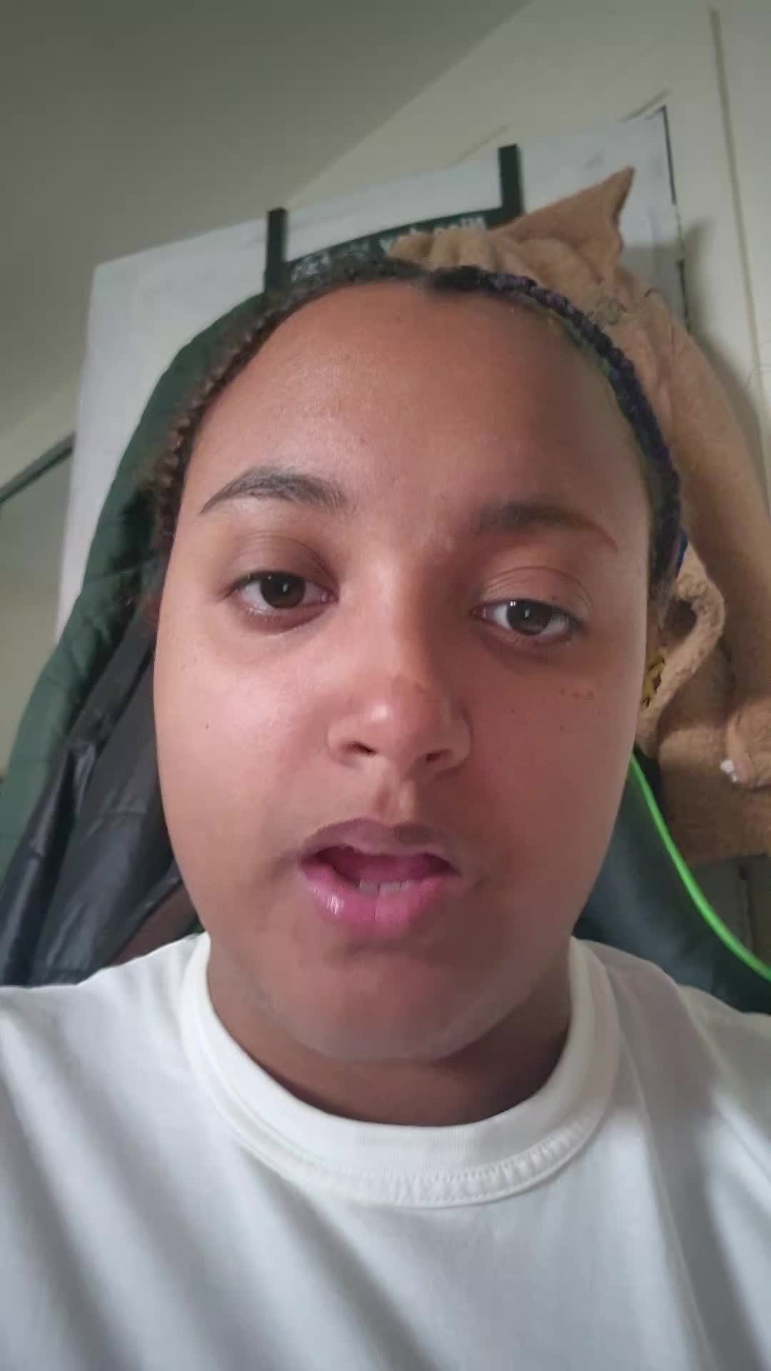 @des 🐝🐝