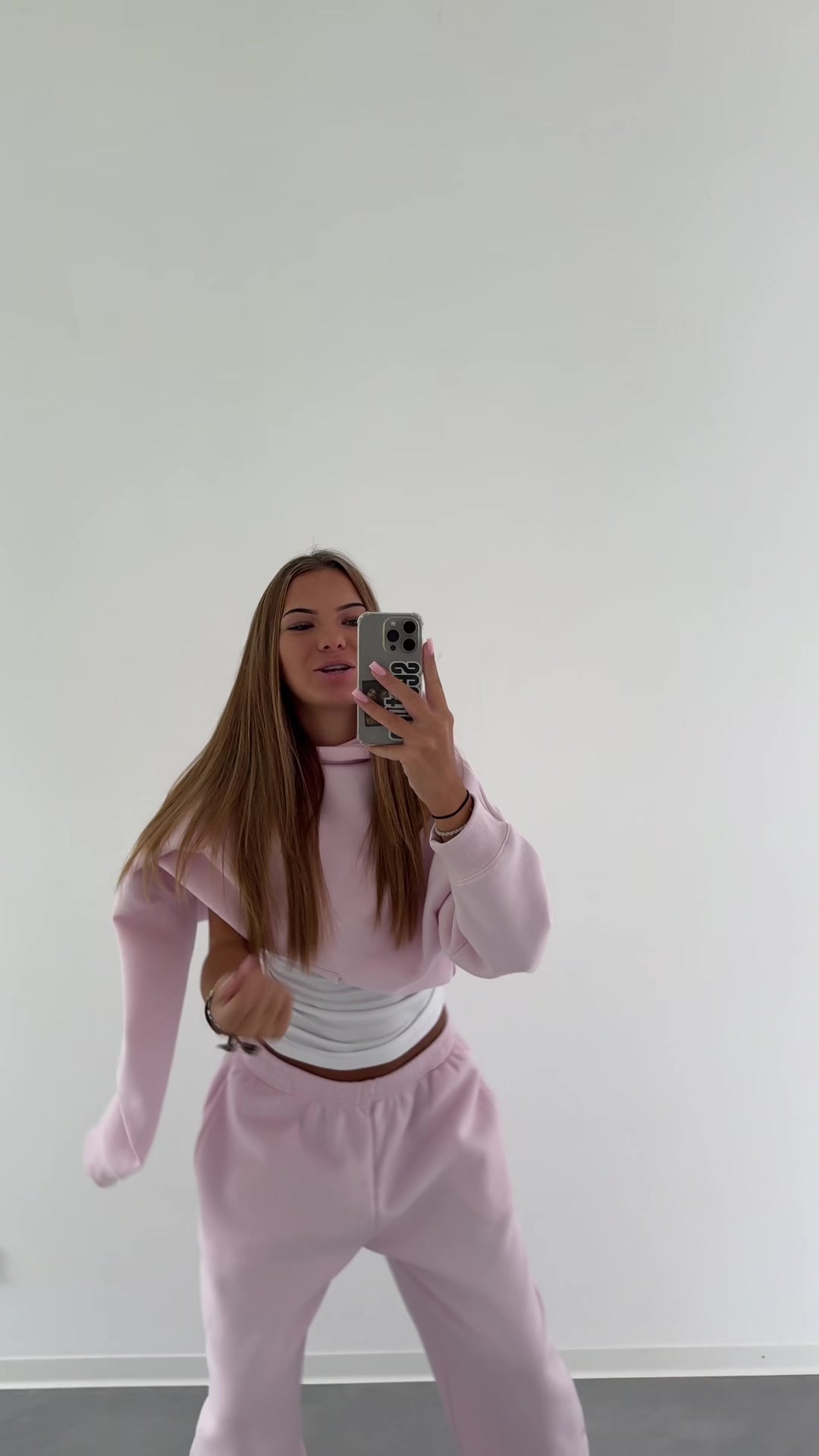@Anicka