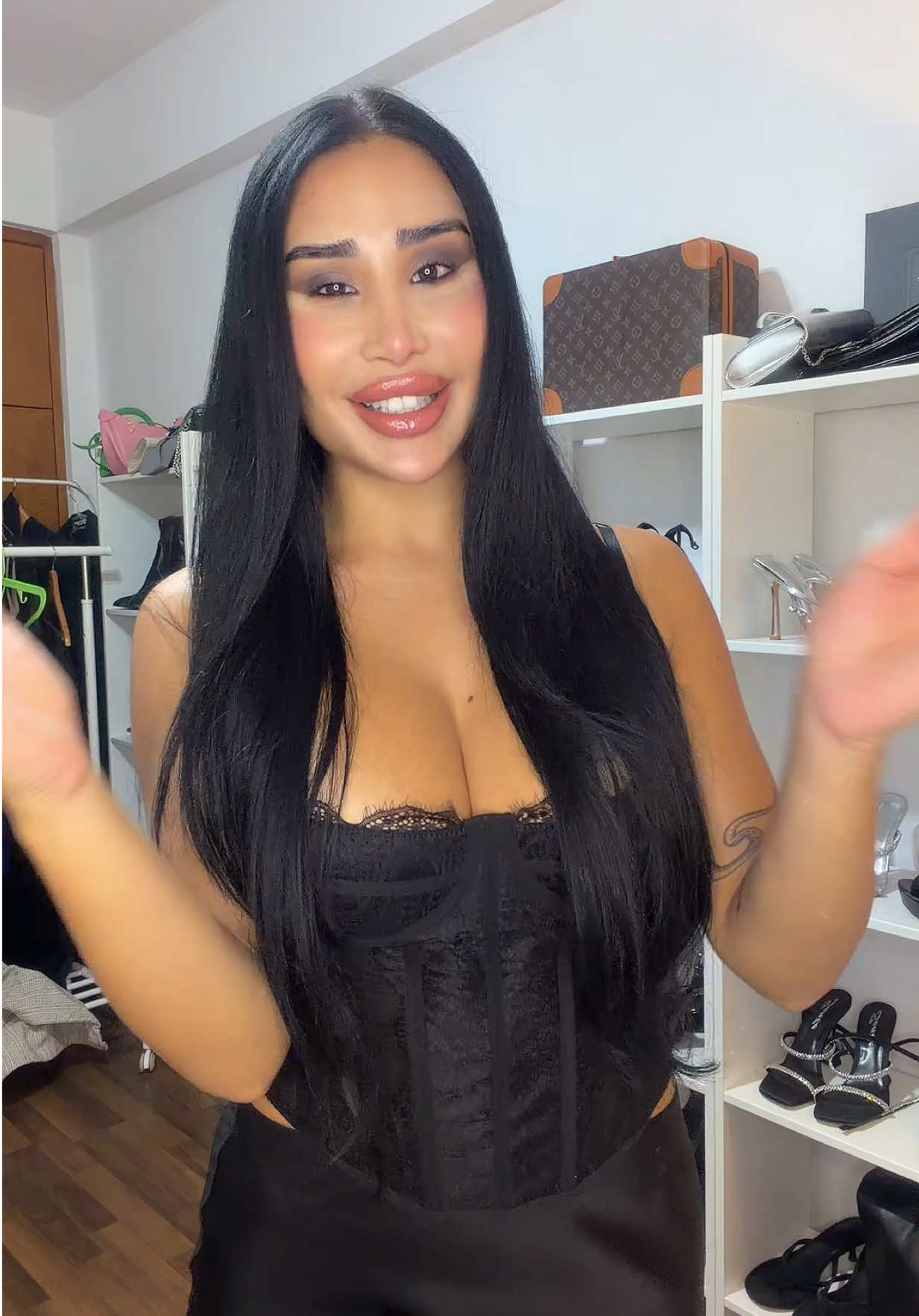 @𝙼 𝙰 𝙽 𝙸 𝚀 𝚄 𝙴 🍒