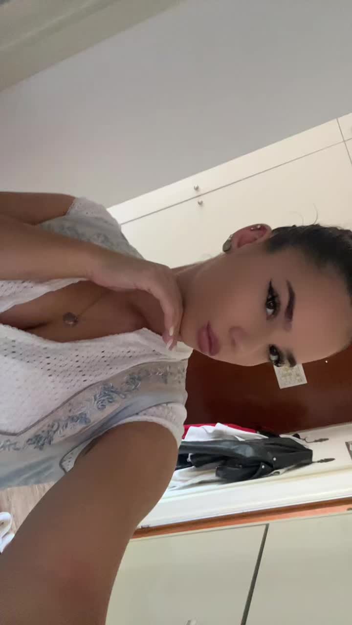 @🐰