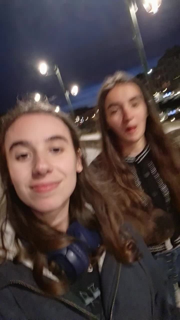 @Audrey64100