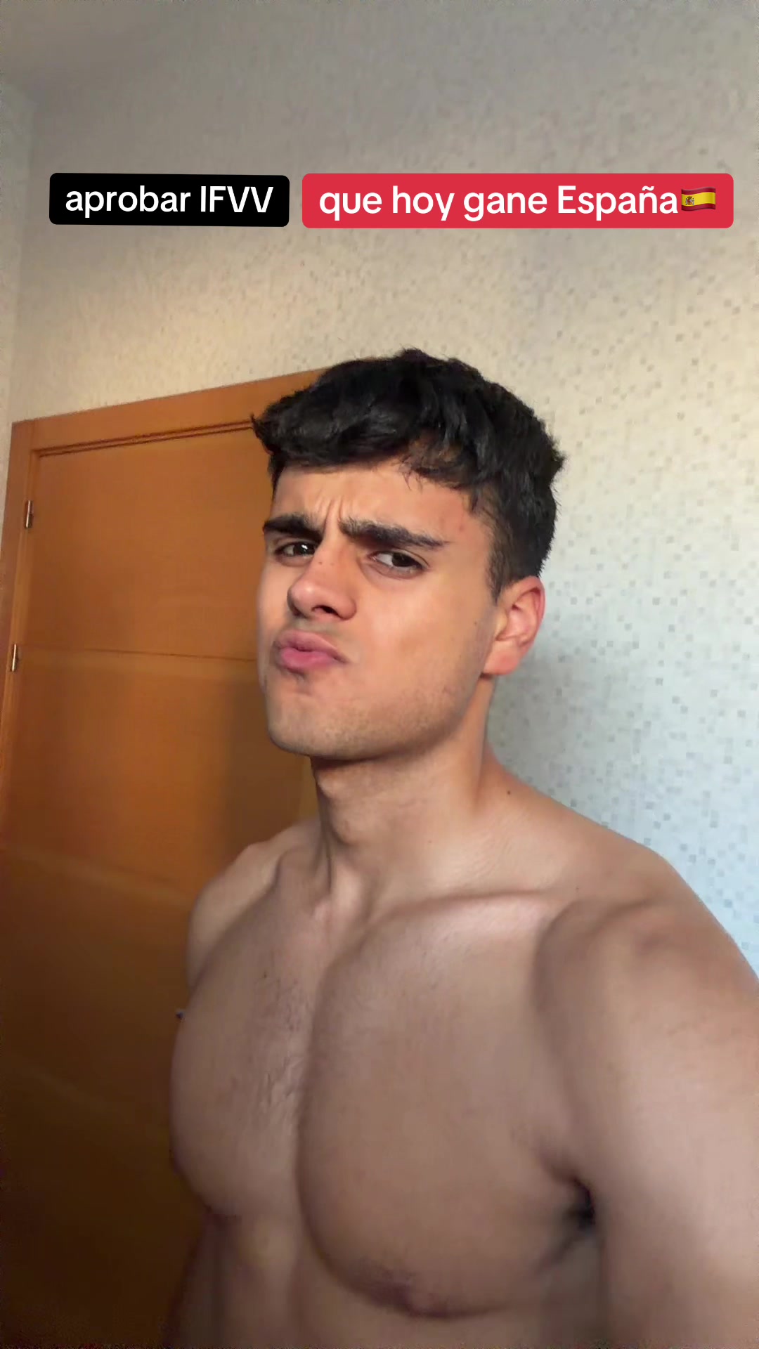 @Cristian González
