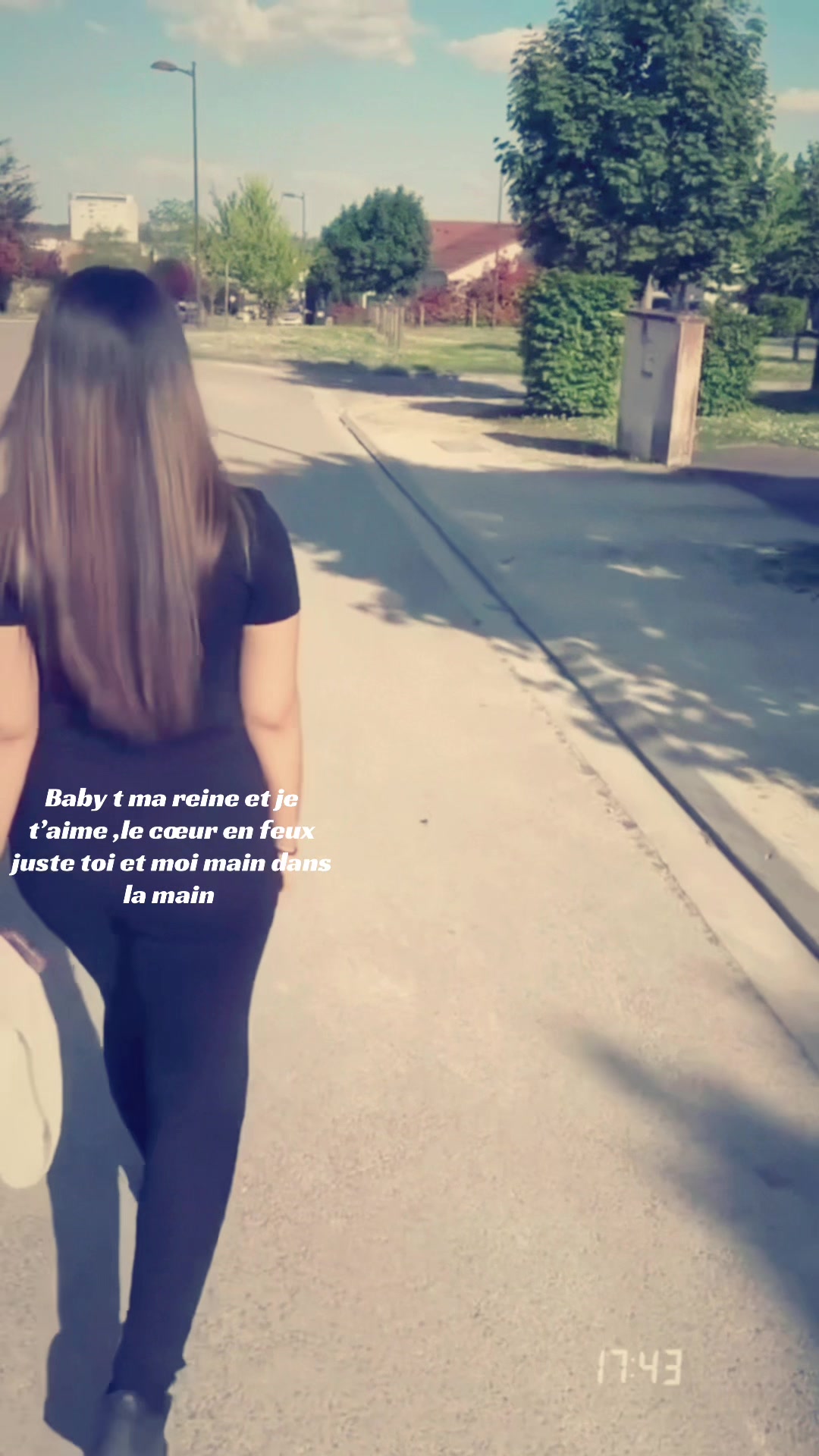 @𝐿𝒶𝓊𝓇𝒶