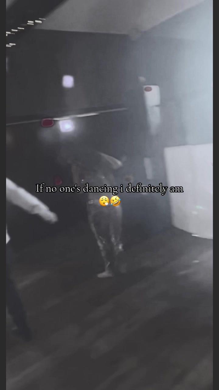 @shakira_doherty_