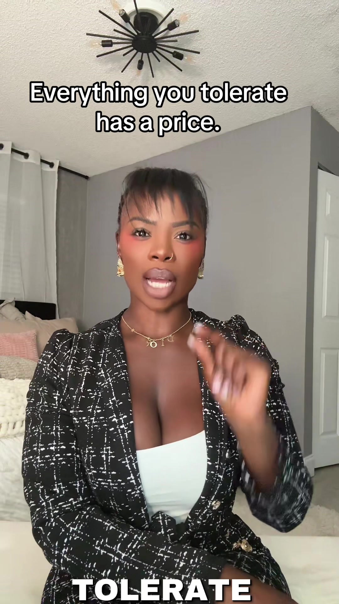 @Thedecidedwoman_