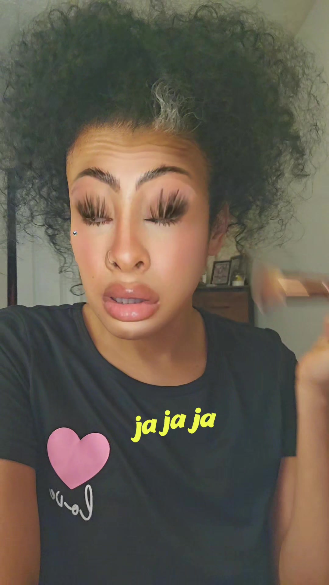 @QueenBee 👑🐝