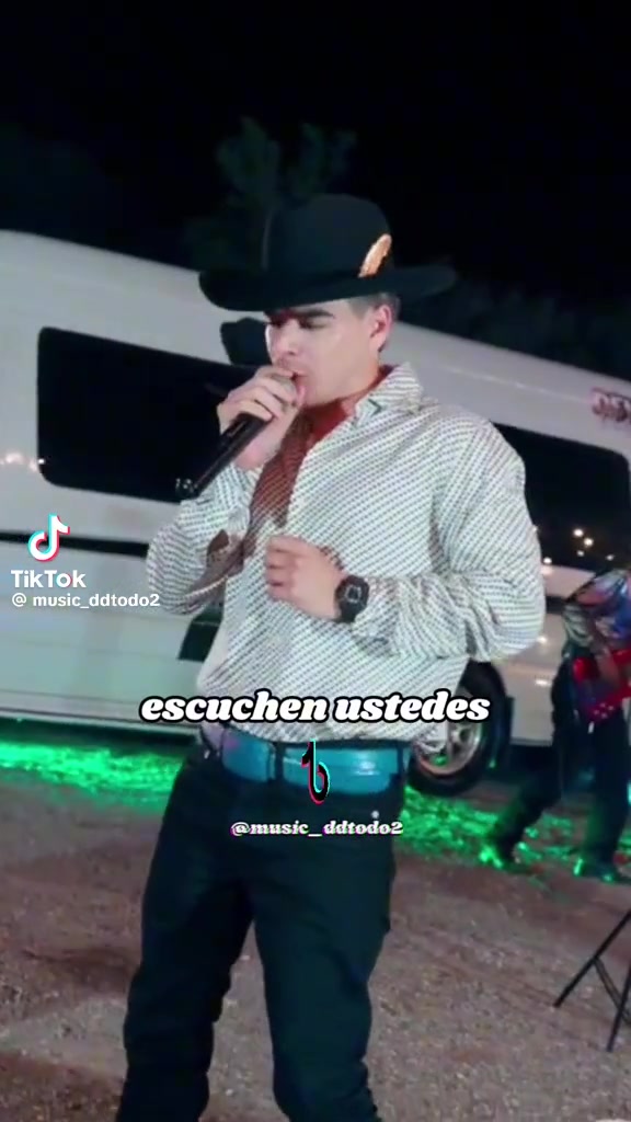 @Naielly Molina