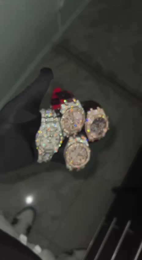 @LuxCrate