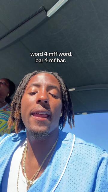 @thr3ezzywrld