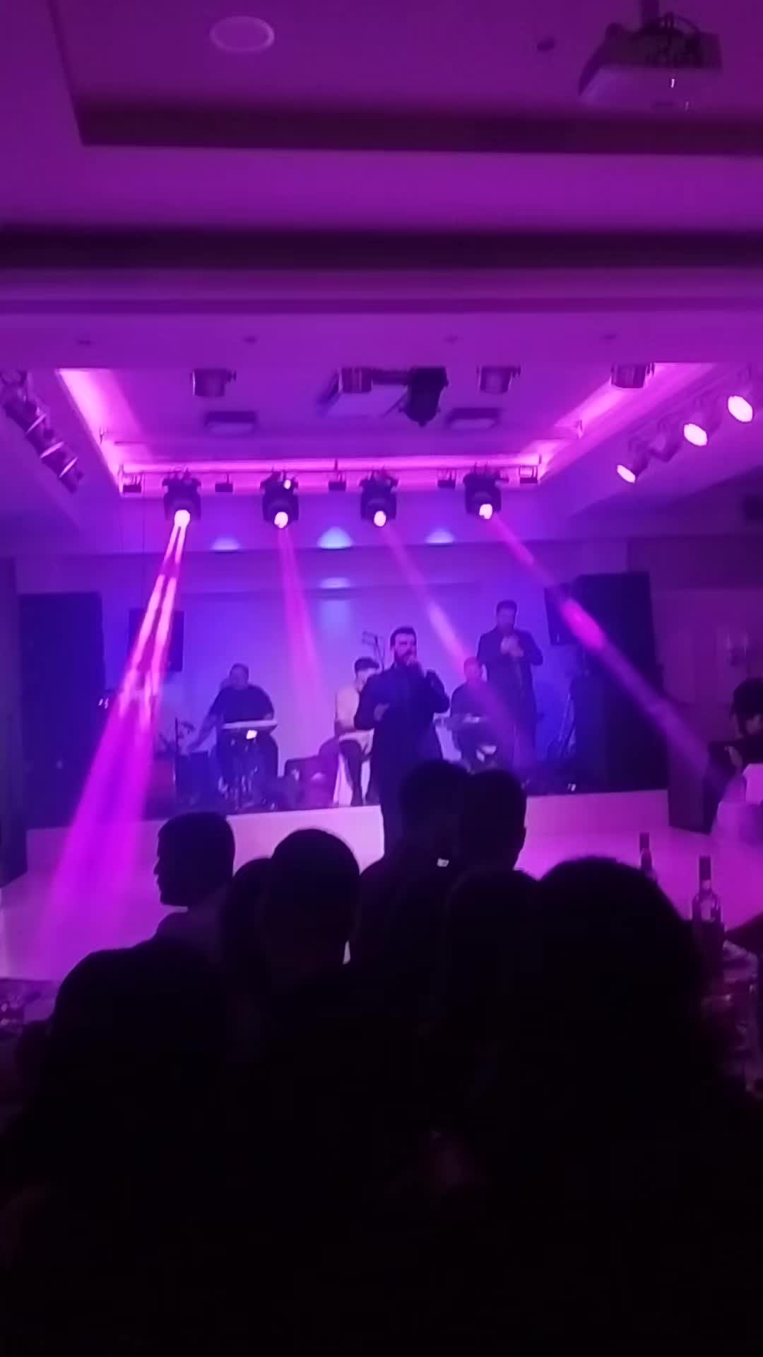 @Βασίλης