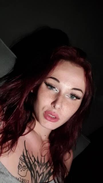 @Cherry_ink444