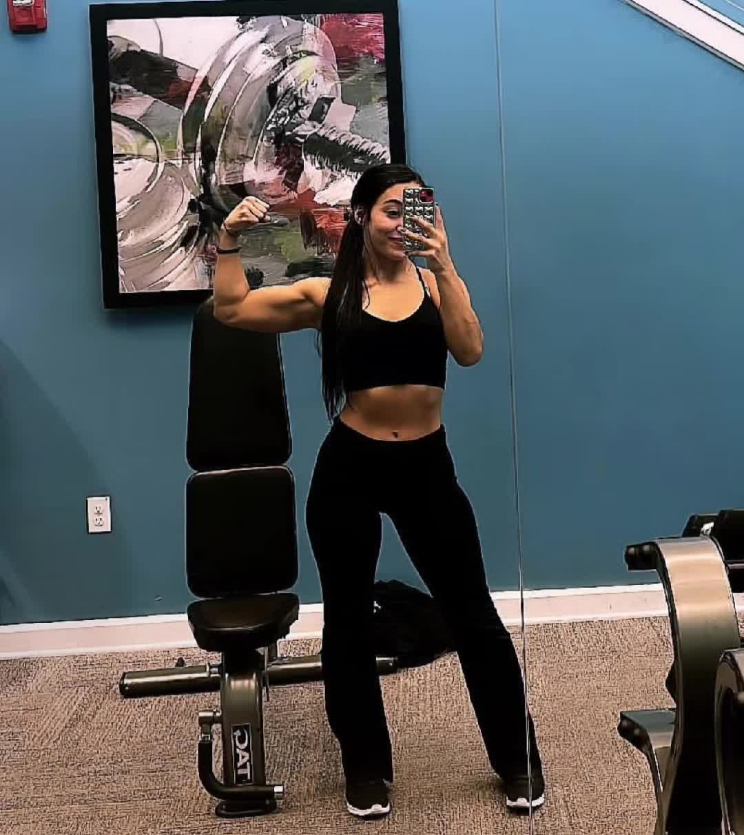 @Female Muscle Hub