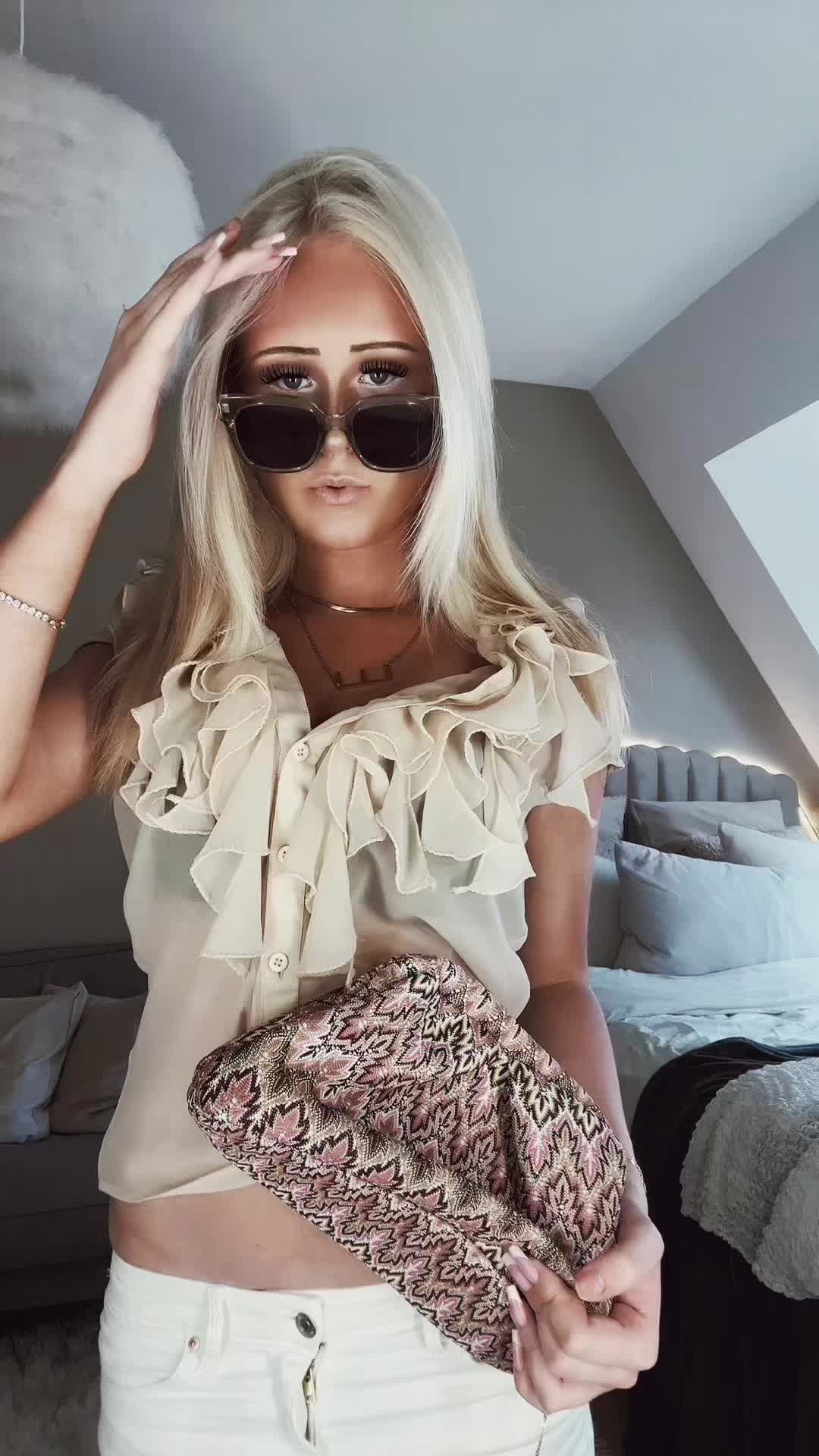 @Elvira®