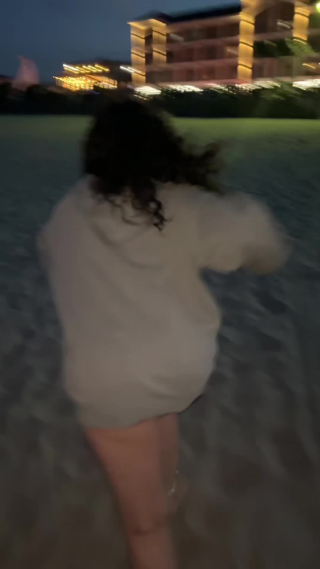 @(🎀>💋<)