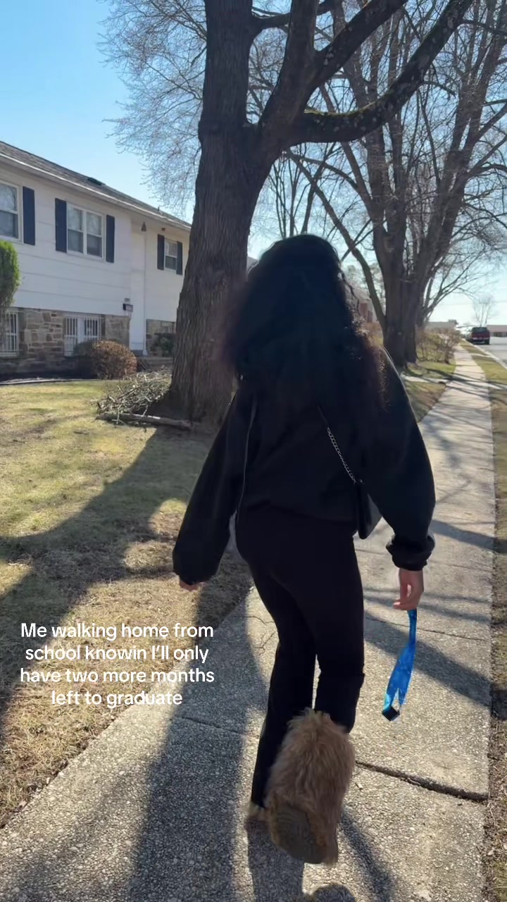 @Lorkenzie_