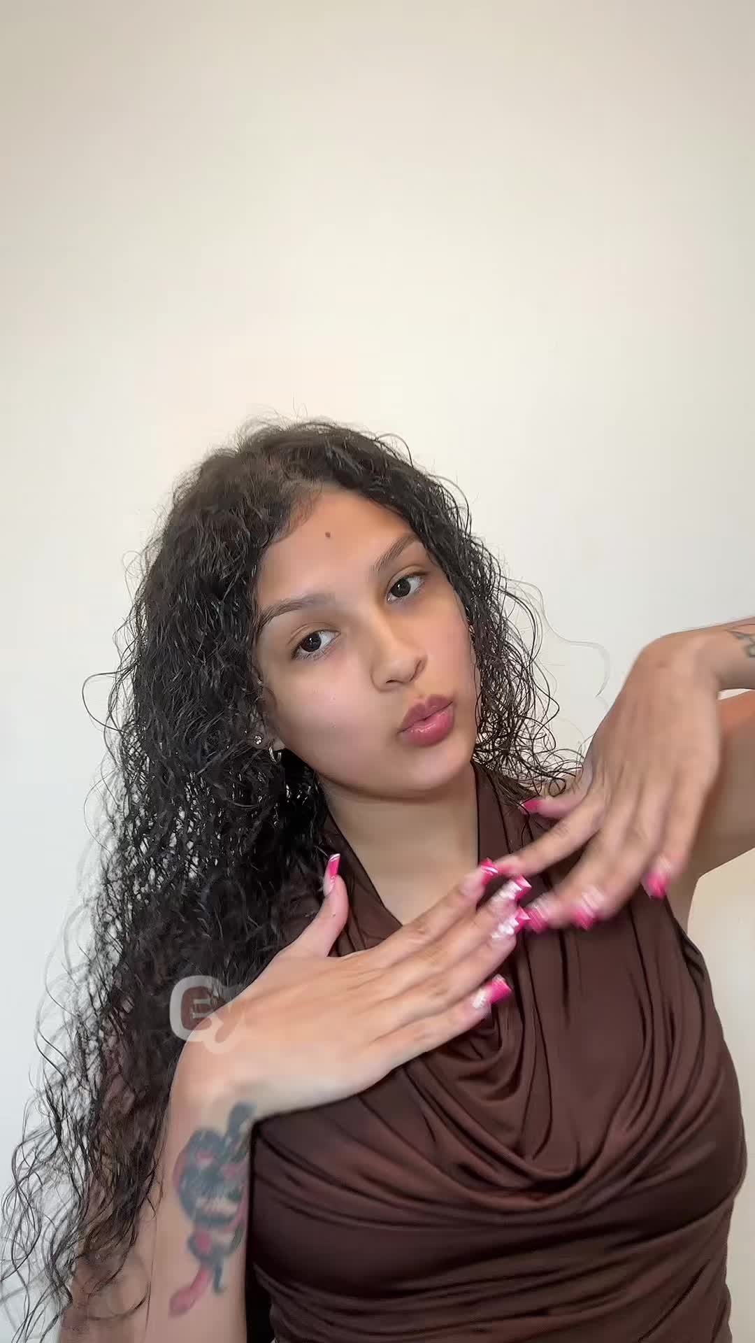 @Nayeli