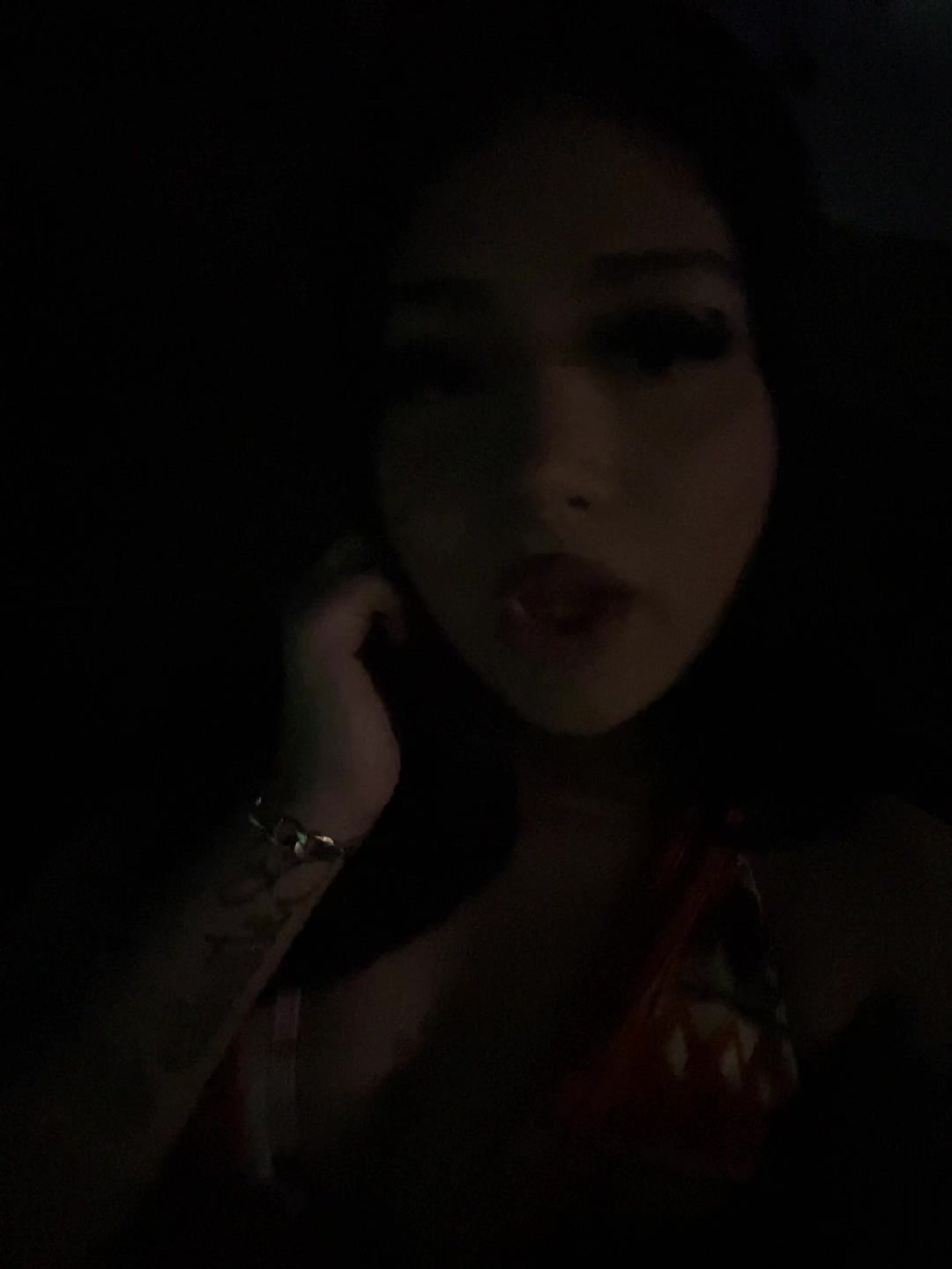 @itzelll