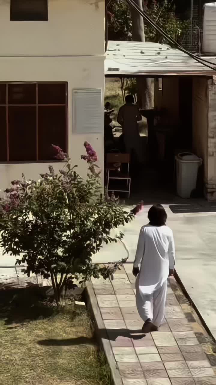 @UM_2♛