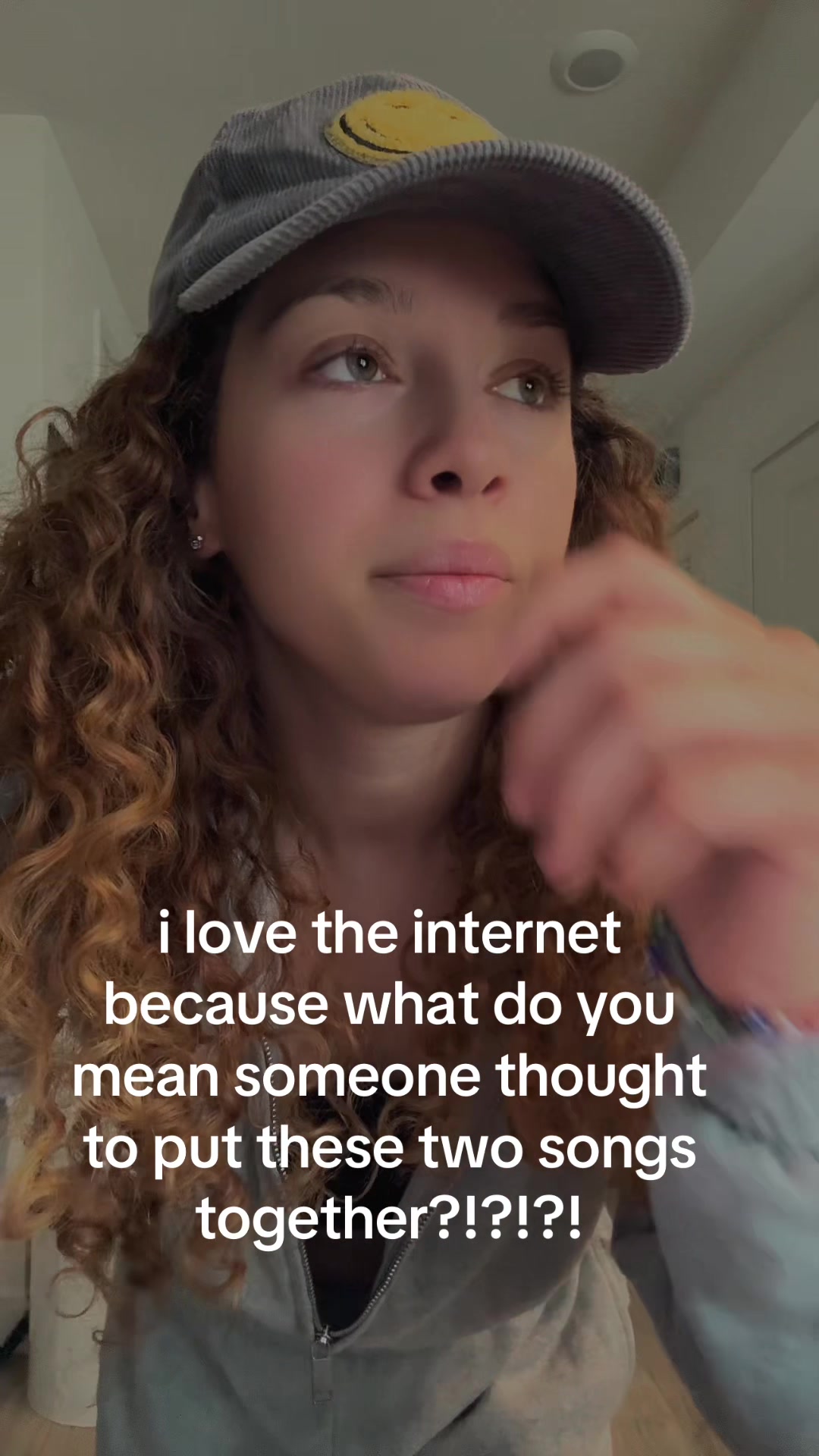 @OfficialHelene
